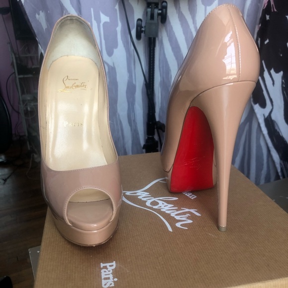 Nude Christian Louboutin Heel - Picture 3 of 5